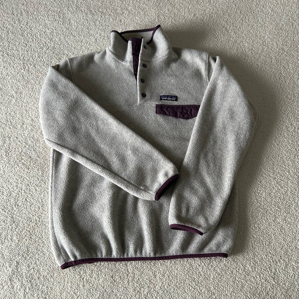 Patagonia synchilla women’s Sweater with Purple Accents